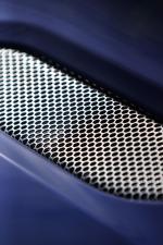 Aston Martin Vanquish 2012 года (UK)
